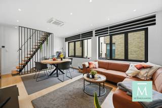 Volledig gerenoveerde woning met inpandige garage met toplocatie in MechelenBen u op zoek naar een instapklare woning in het centrum van Mechelen?...