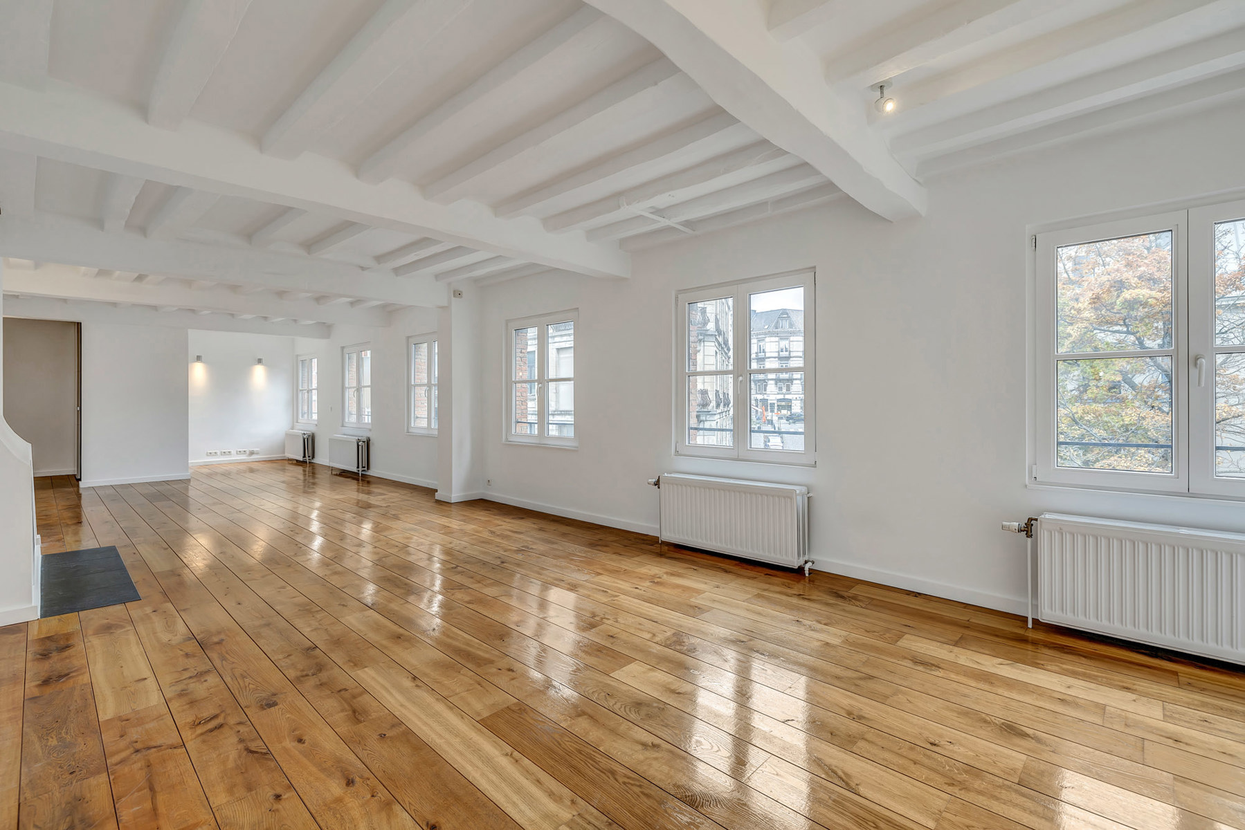 Duplex van 192 m² in de Zavel, in een kleine mede-eigendom! - foto 2