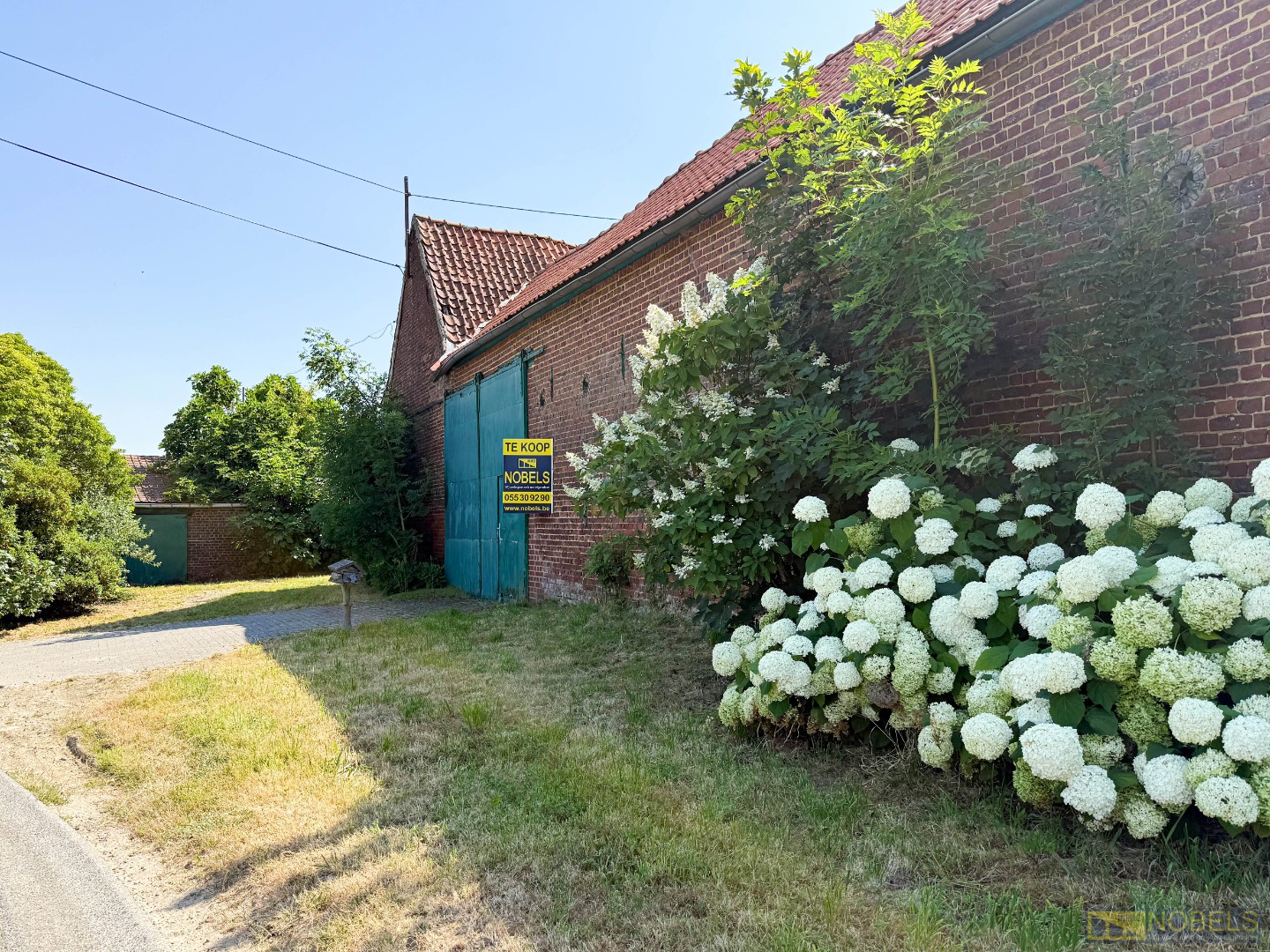Te koop, authentieke vierkantshoeve met knechtenhuisje op meer dan 1 hectare te Brakel! - foto 5