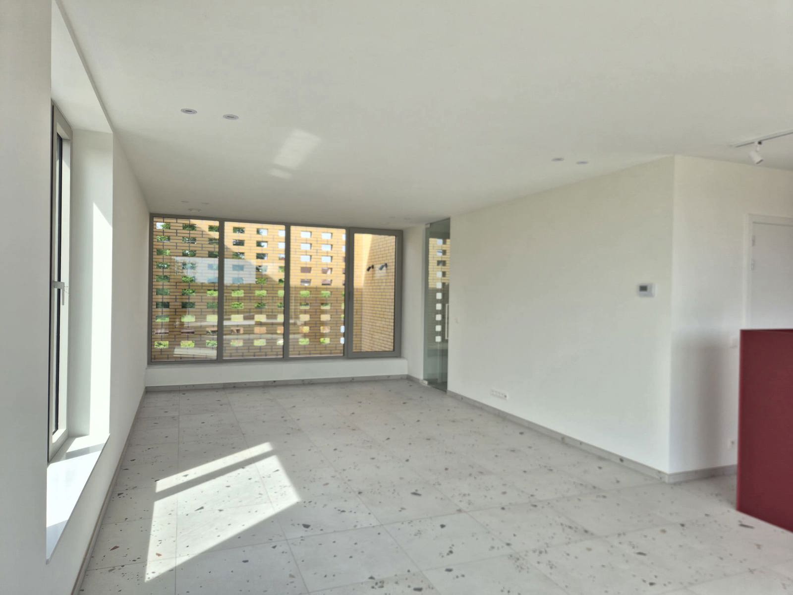 Triplex nieuwbouwappartement met 2 slaapkamers - 2 terrassen - foto 4