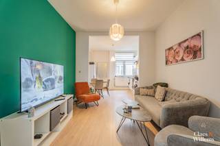 Appartement nabij metro en park, met moderne keuken en badkamer, individuele tellers en lage kosten. Ideaal voor investeerder of eerste aankoop...