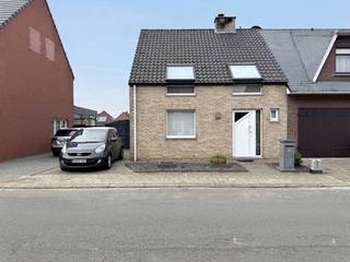 YES! Voor dit pand kan je zélf een afspraak inboeken! Ga naar de advertentie op onze website www.justwonen.be en plan meteen je afspraak in.Lekker...