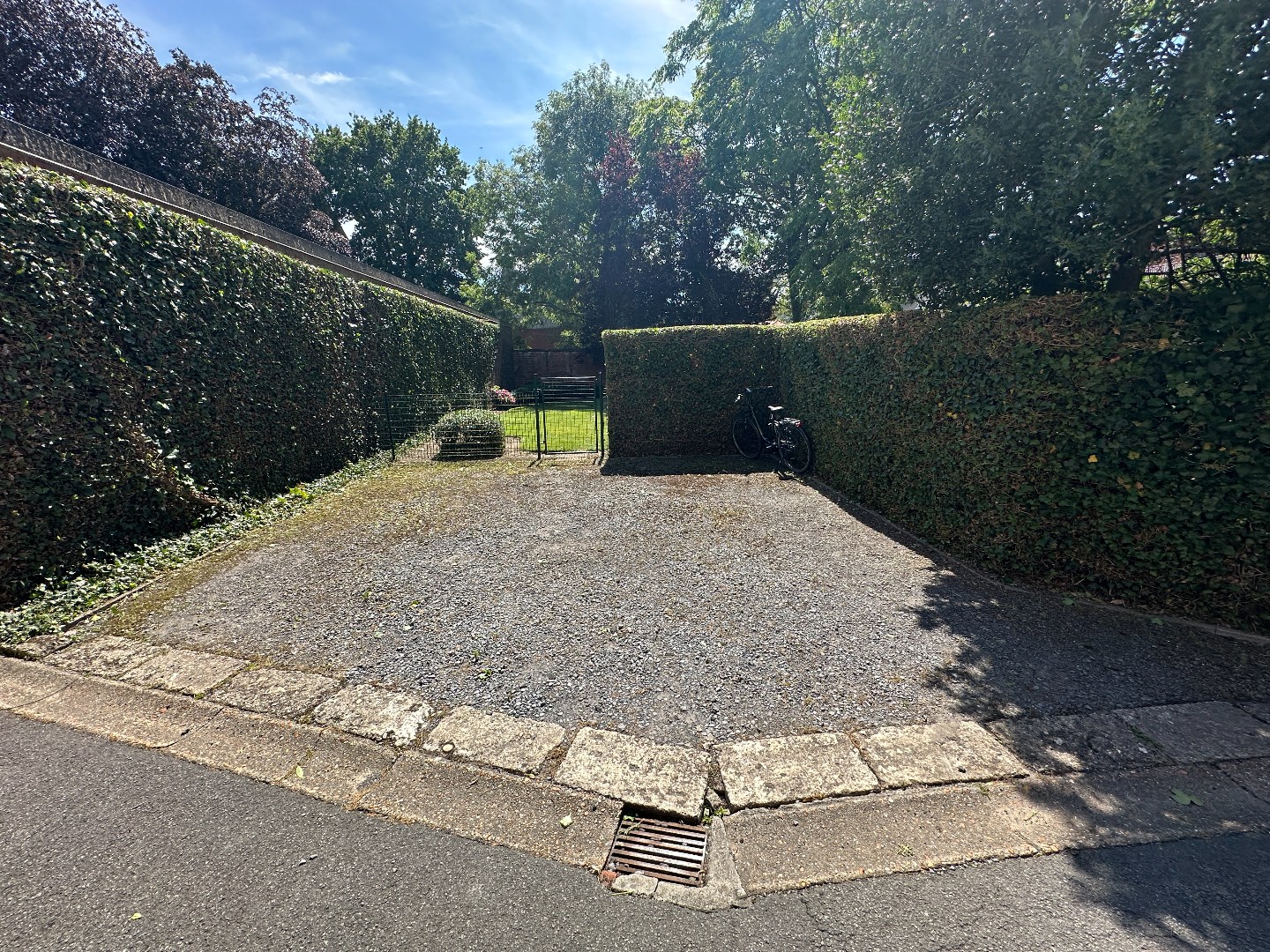 Instapklare kantoorruimte (+/- 100 m²) met 2 parkeerplaatsen, Torhout centrum - foto 2