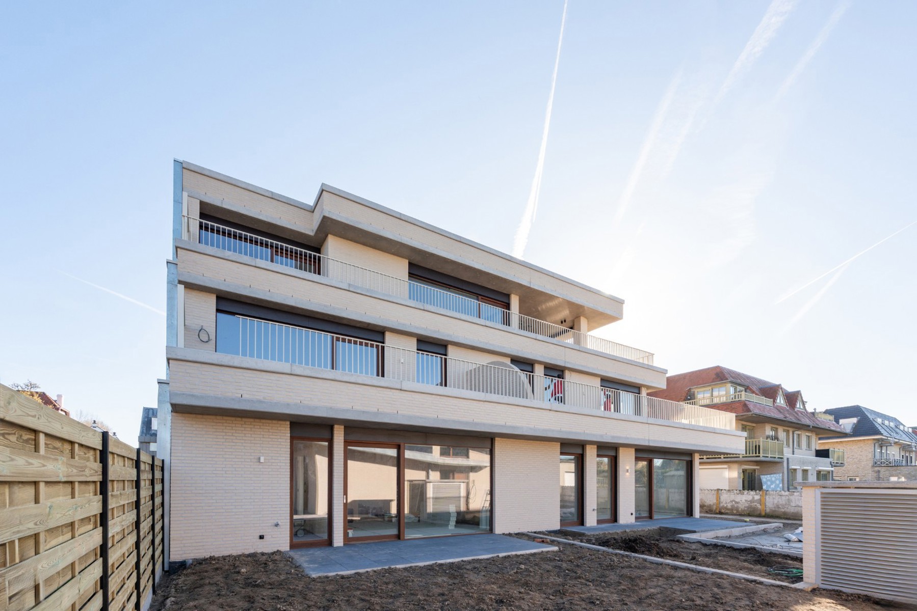 Apartment for sale in Oostduinkerke with 3 bedrooms - photo 3