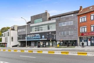 Vous êtes à la recherche d’un bien idéalement situé, avec une excellente visibilité et de nombreuses possibilités d’exploitation ? Ce bien, situé...