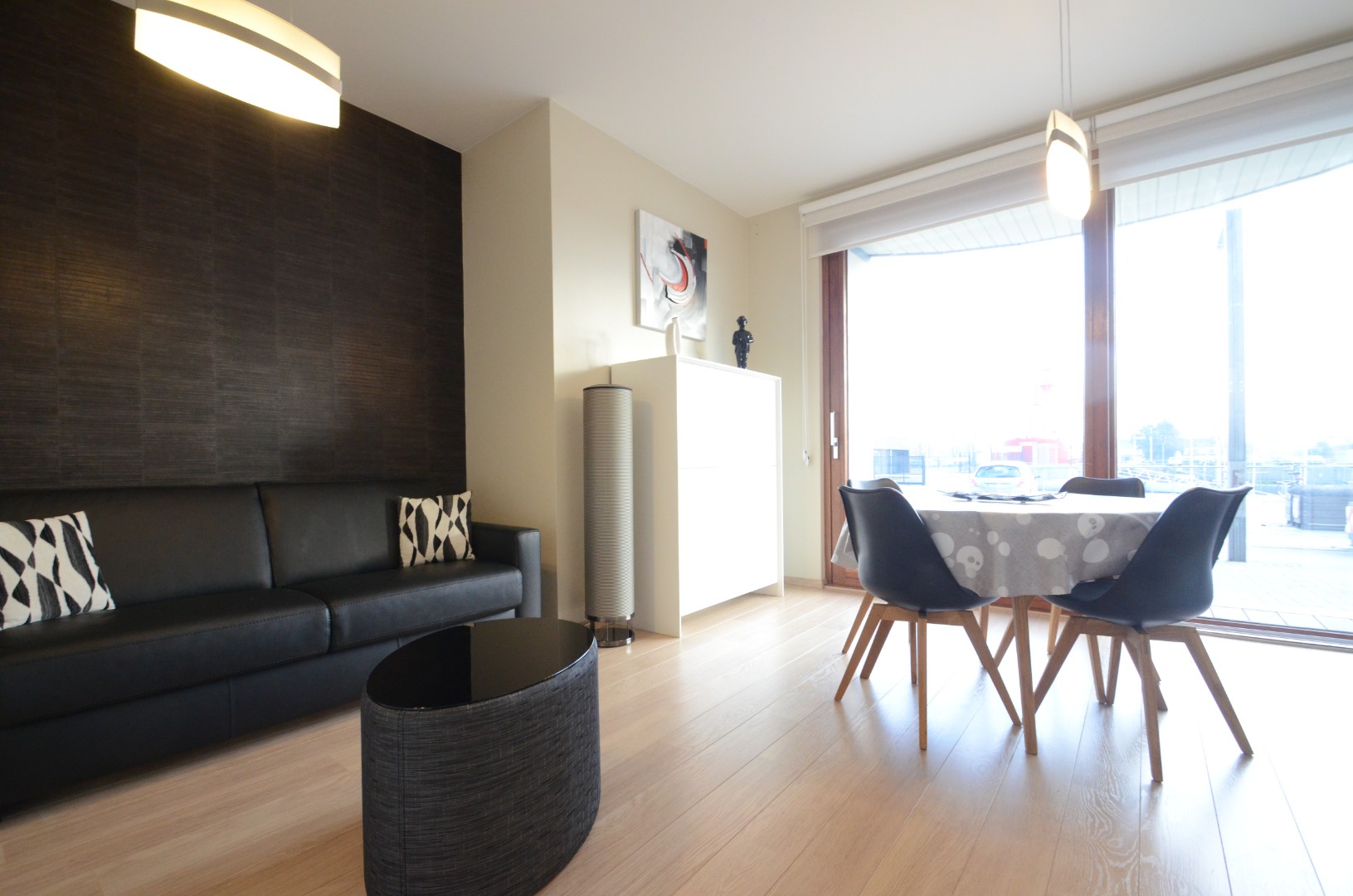 Studio met dressing en zicht op de jachthaven. - foto 1
