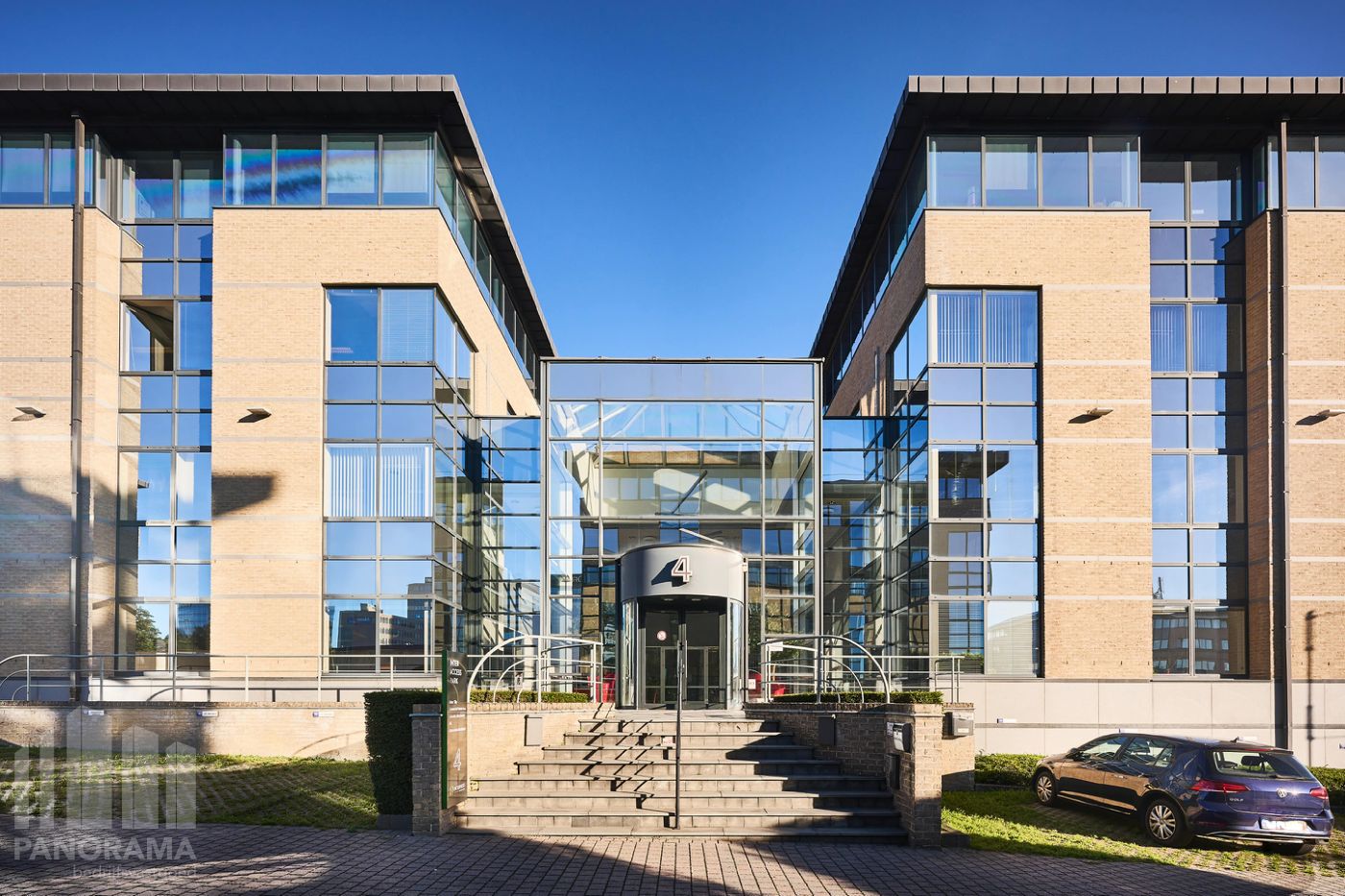 Bureau de haute qualité de 430 m² dans un emplacement de choix près de la R0 - photo 4