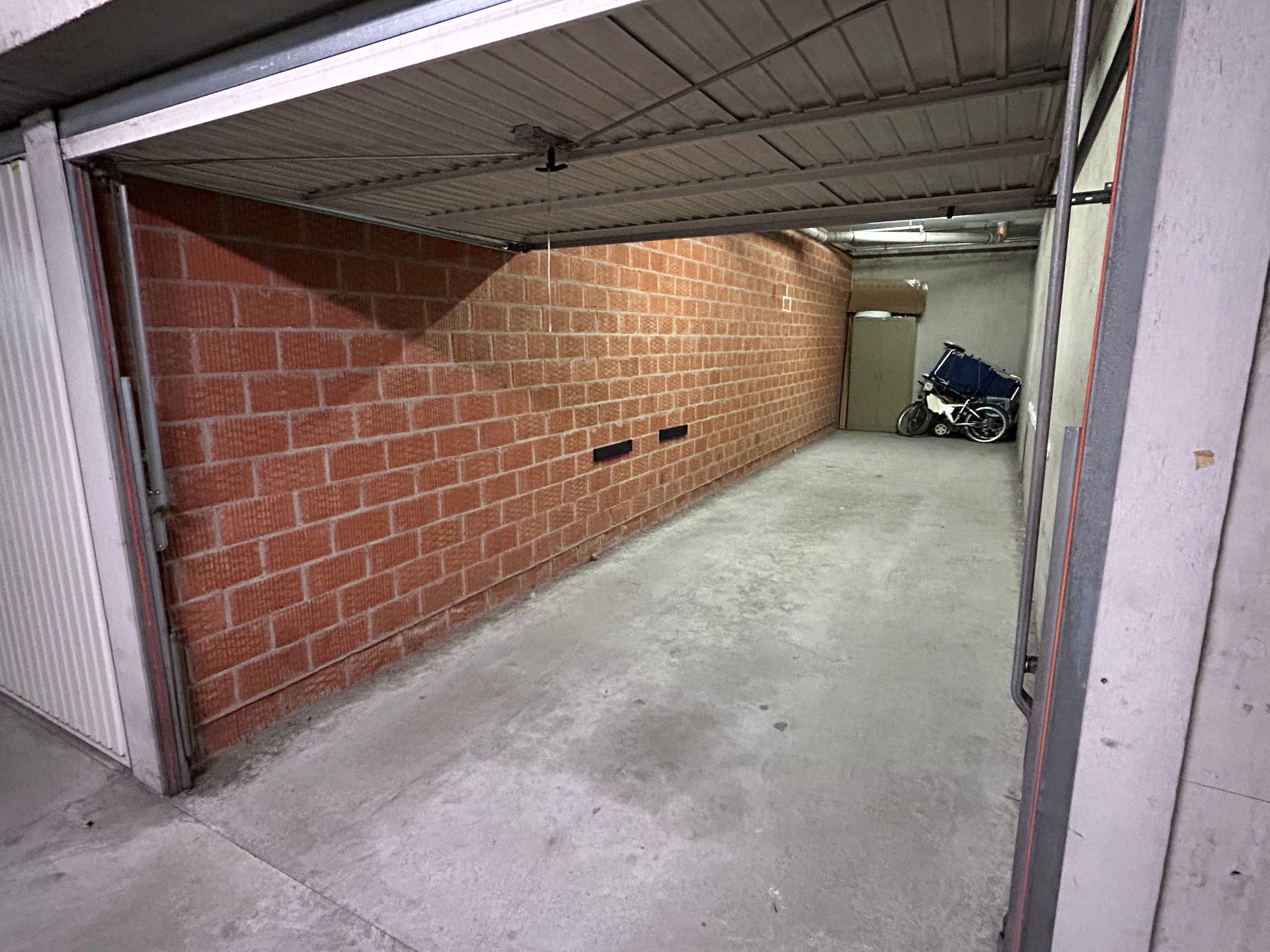 Centraal gelegen dubbele garagebox te Nieuwpoort-Bad - foto 4