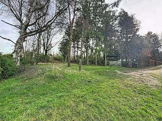 Deze grond is rustig gelegen aan de Cassiedreef en biedt een oppervlakte van 997 m².Het perceel bevindt zich in landschappelijk waardevol agrarisch gebied, dit betreft geen bouwgrond!Interesse in dit perceel?Vraag meer informatie aan via veerle.pierar@dewaele.com of 03/369.42.50.(ver-)Kopen of (ver-)huren in de Noorderkempen?Met vragen kan u altijd bij ons terecht!Dewaele VastgoedBestuursmaatregelen in het maatregelenregister: nee