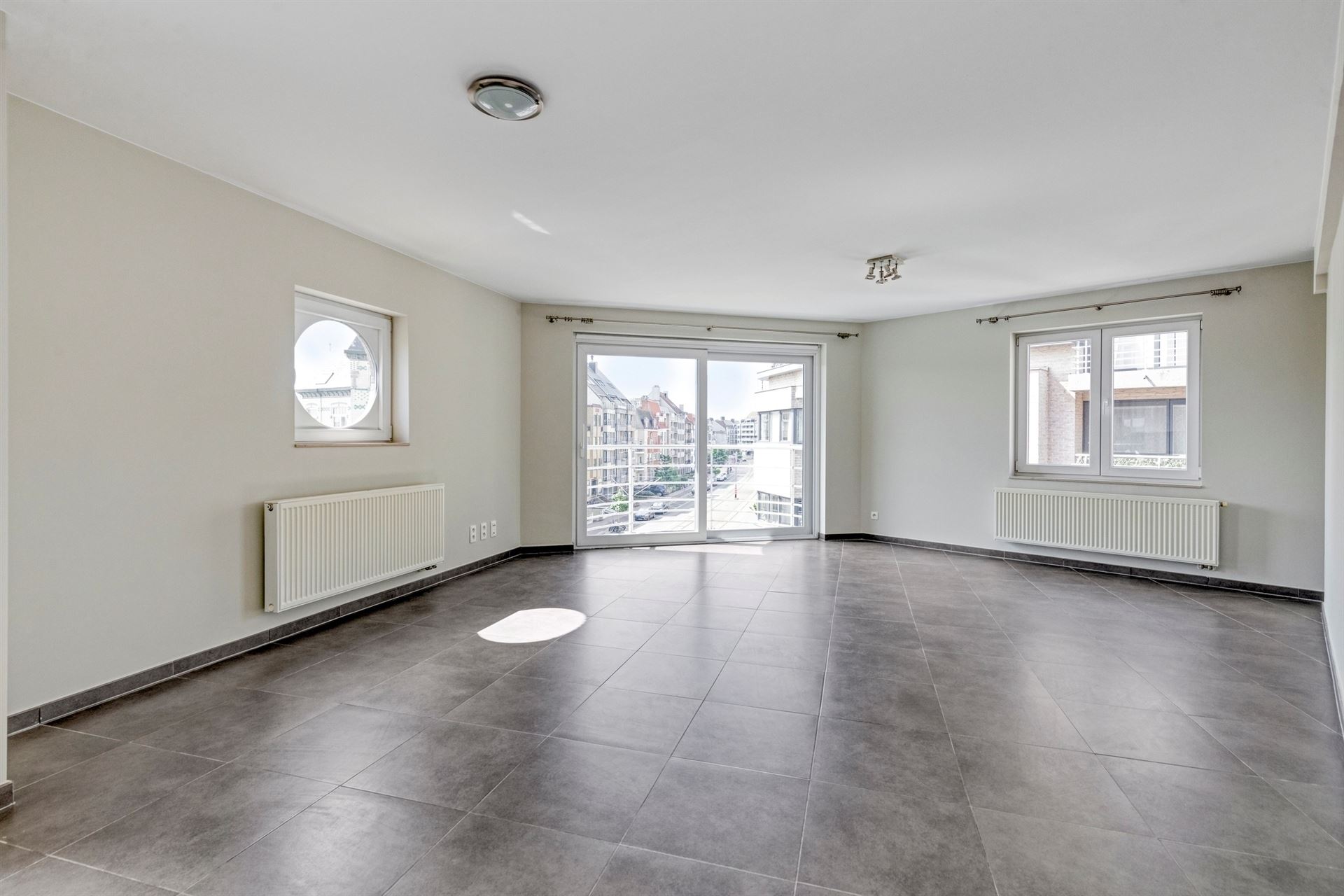 ZONNIG / STAANPLAATS  - foto 5