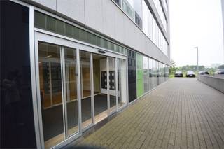 Commercial à louer à Alost