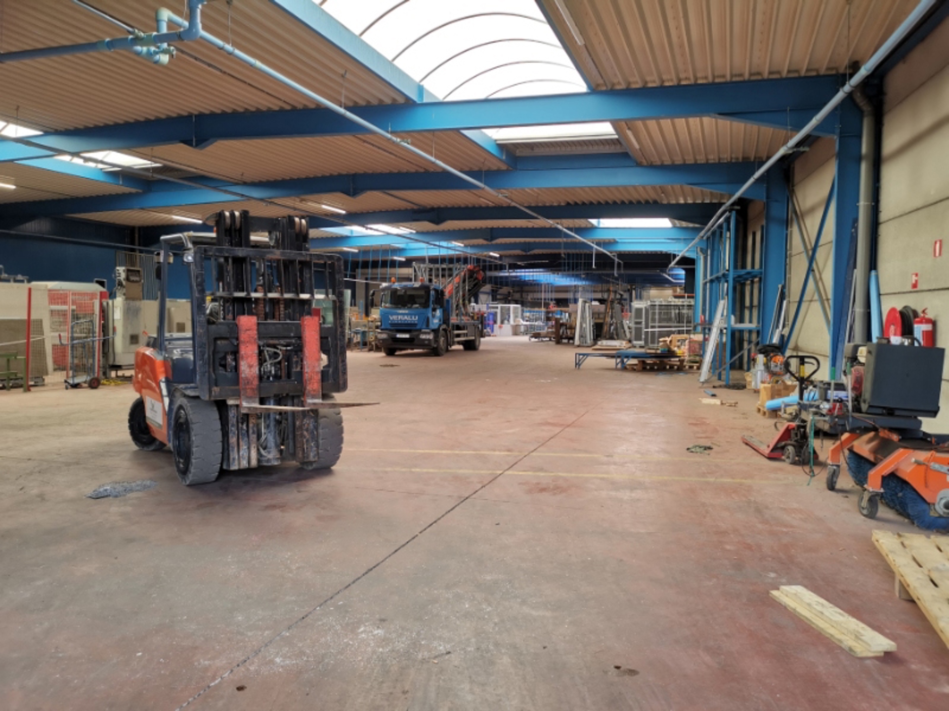 Commercial for rent in Putte - photo 5