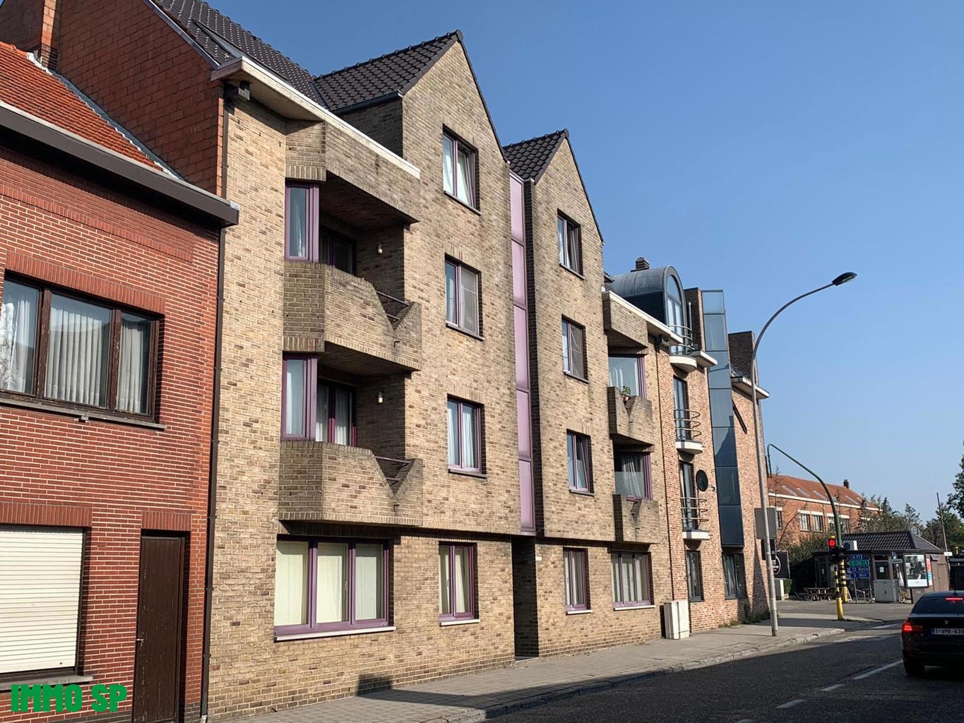 Afgesloten garagebox gelegen te Geel, Sint-Dimpna - foto 2