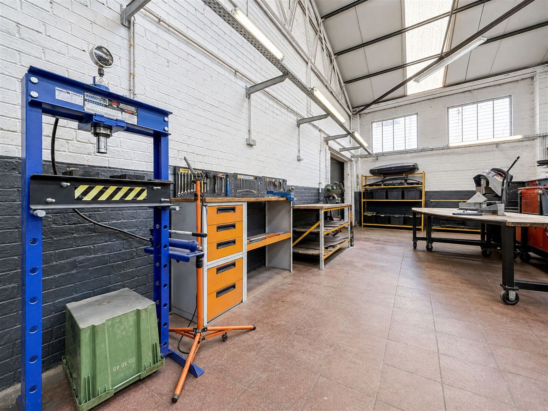 Commercieel te koop in Roux - foto 4