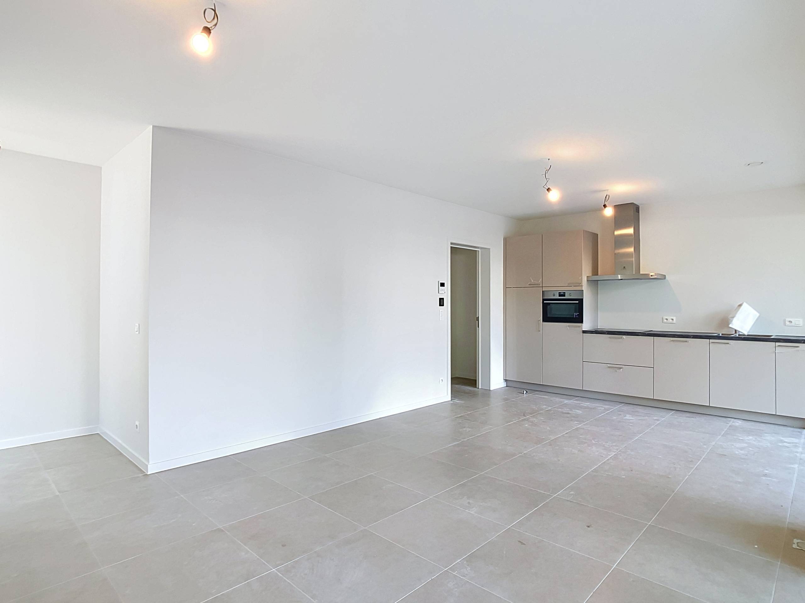 Gelijkvloers appartement te huur in Genk met groot terras - foto 5