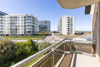 De Panne: ruim 3-slaapkamerappartement te koop op toplocatie! Dit ruime appartement bevindt zich in Residentie Zeegalm, een kleinschalige en rustige...
