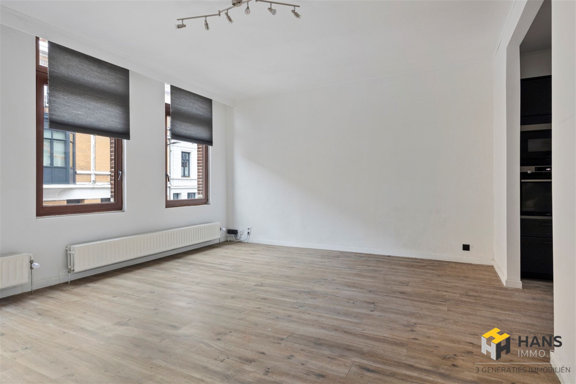 Instapklaar appartement (65 m²) met 1 slaapkamer en terras (5 m²) in Mortsel. - foto 3