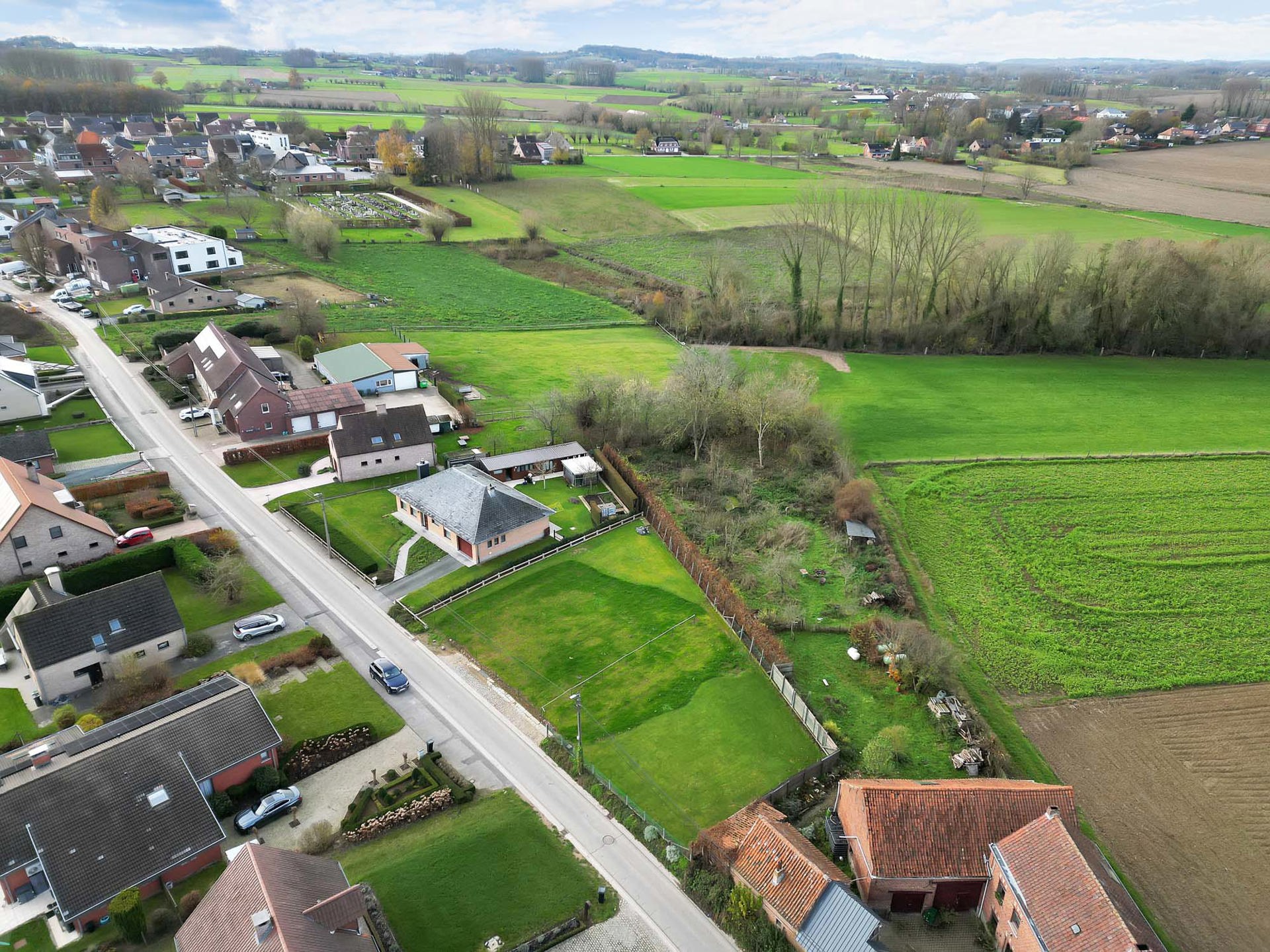 Perceel grond voor open bebouwing op 5a 27ca - foto 4