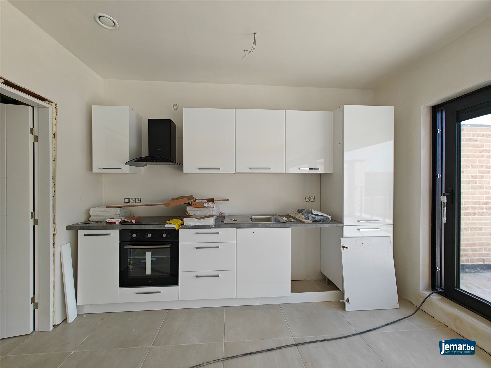 Nieuwbouw: Instapklaar appartement met 2 terrassen, 1 slaapkamer, auto-staanplaats en berging    - foto 5