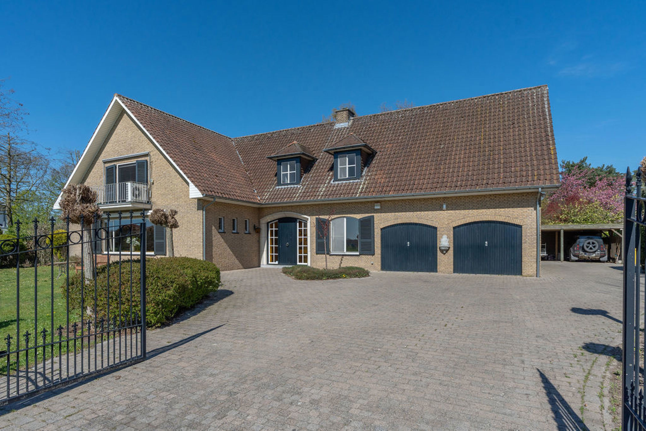 Karaktervolle, goed onderhouden villa op ca 1.800 m² perceel - foto 4