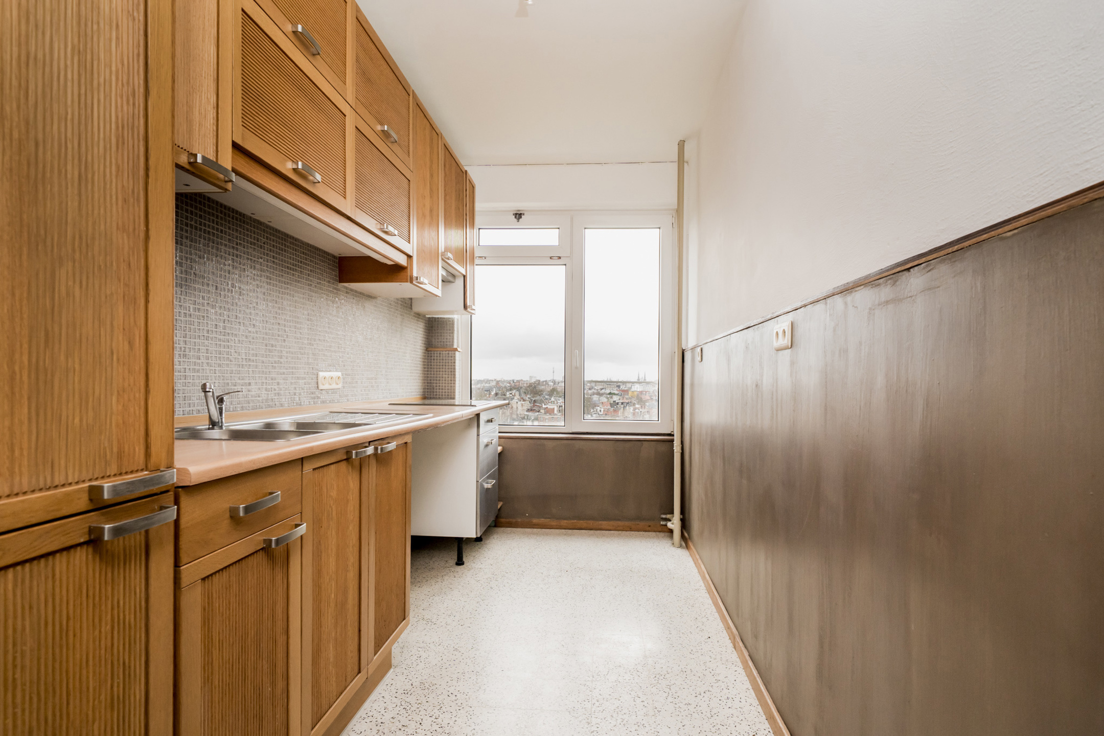 Appartement met wijds zicht en groot potentieel - foto 5