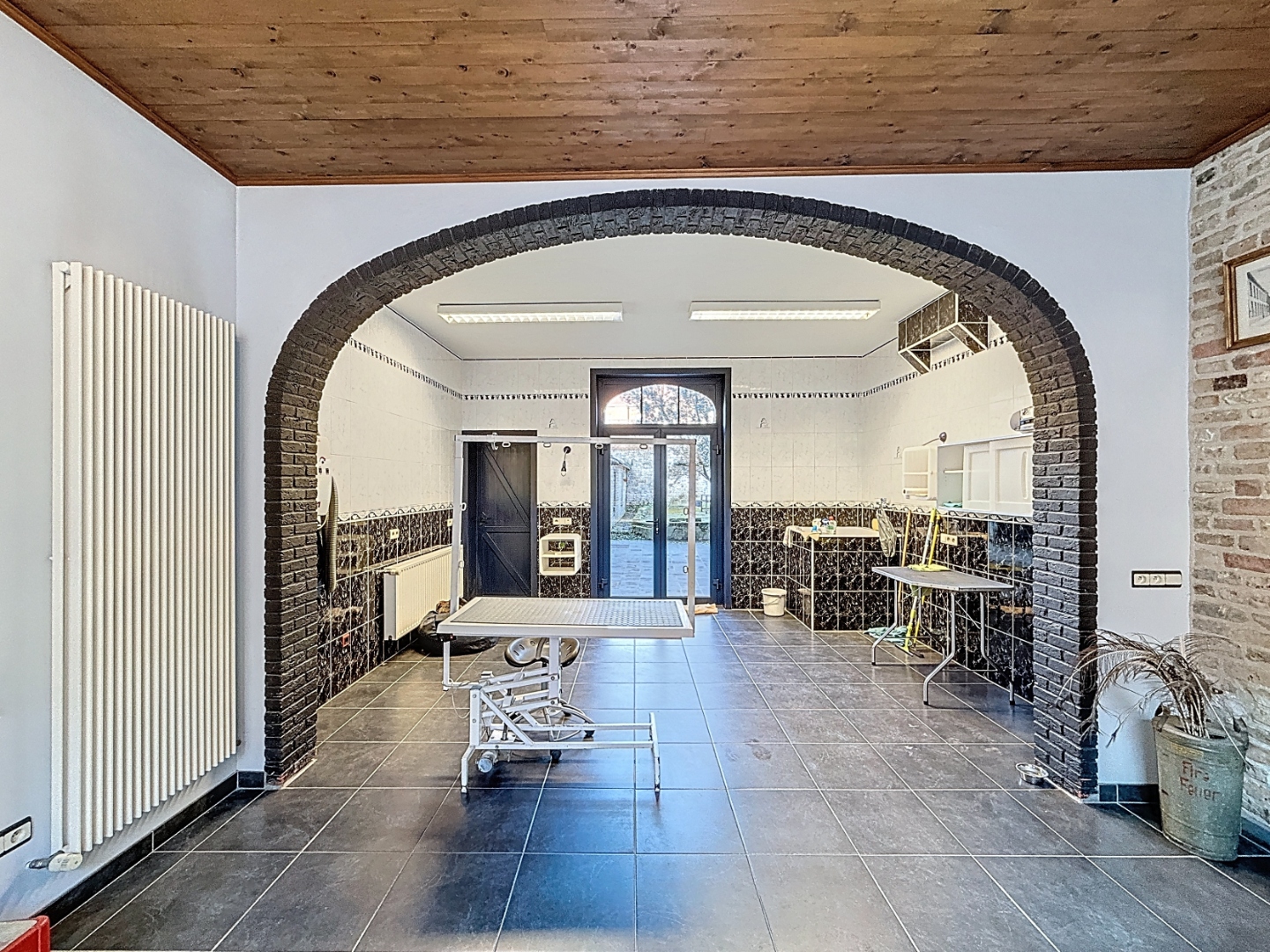 Handelspand met woonst en veel potentieel op toplocatie in Nieuwpoort-Stad - foto 4