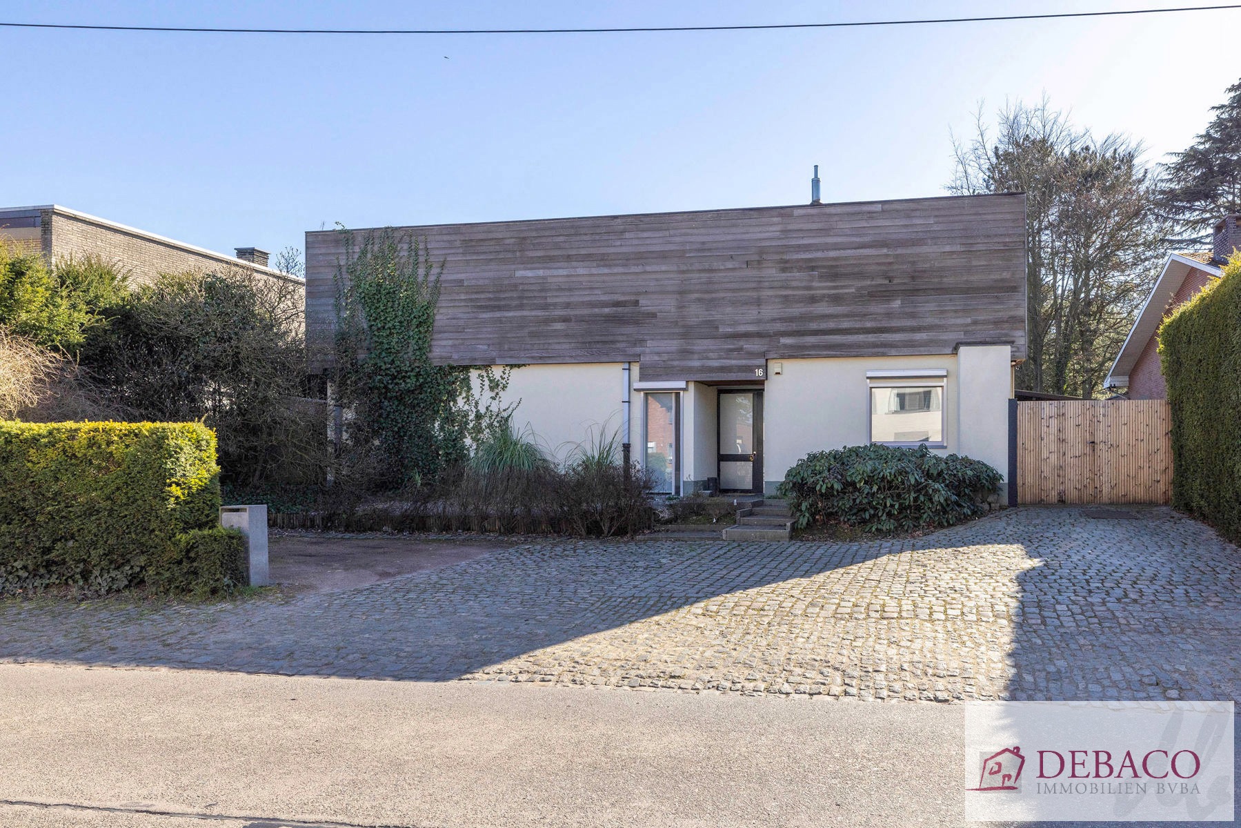 Unieke ruime woning, ideaal voor grote families. - foto 1