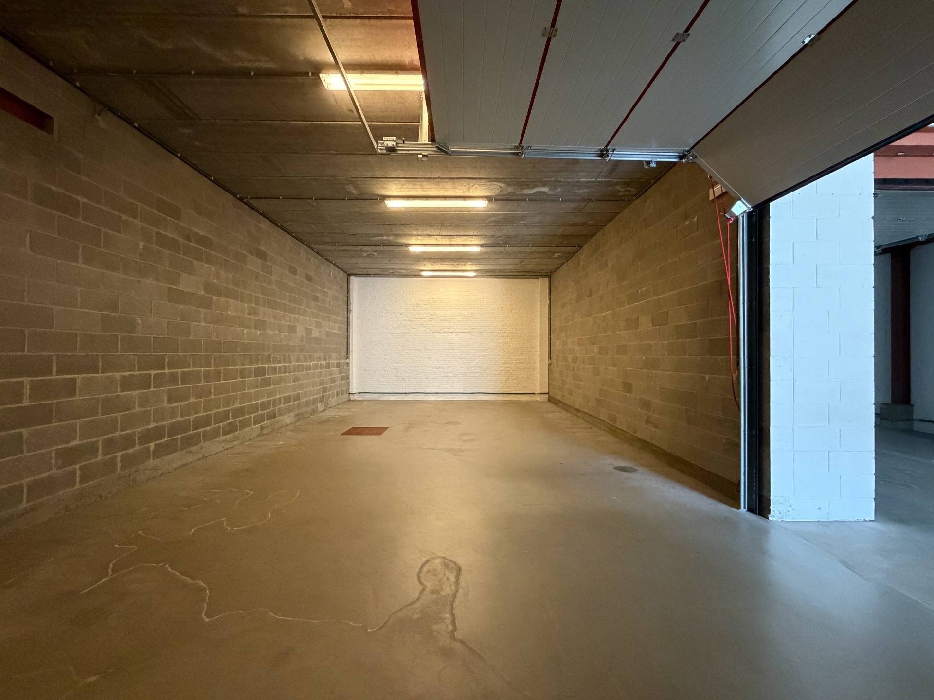 Te huur: multifunctioneel magazijn van  +/- 270 m² - foto 3