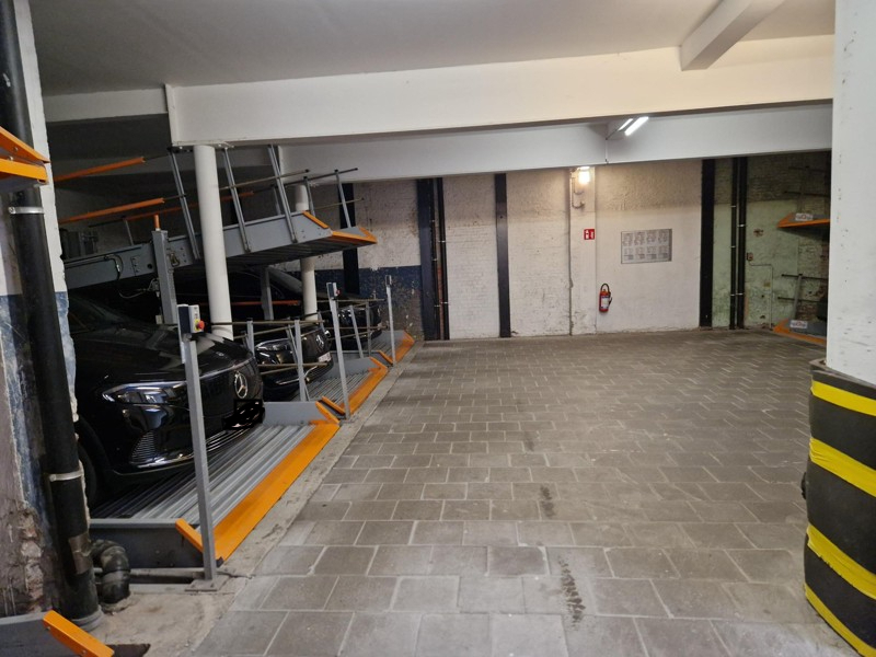 Garage te huur in  De Burburestraat 15 - foto 3