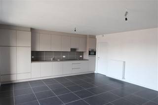 Dit mooie appartement is gelegen op de eerste verdieping van het nieuwbouwproject Residentie Smisstraat, op wandelafstand van het centrum...