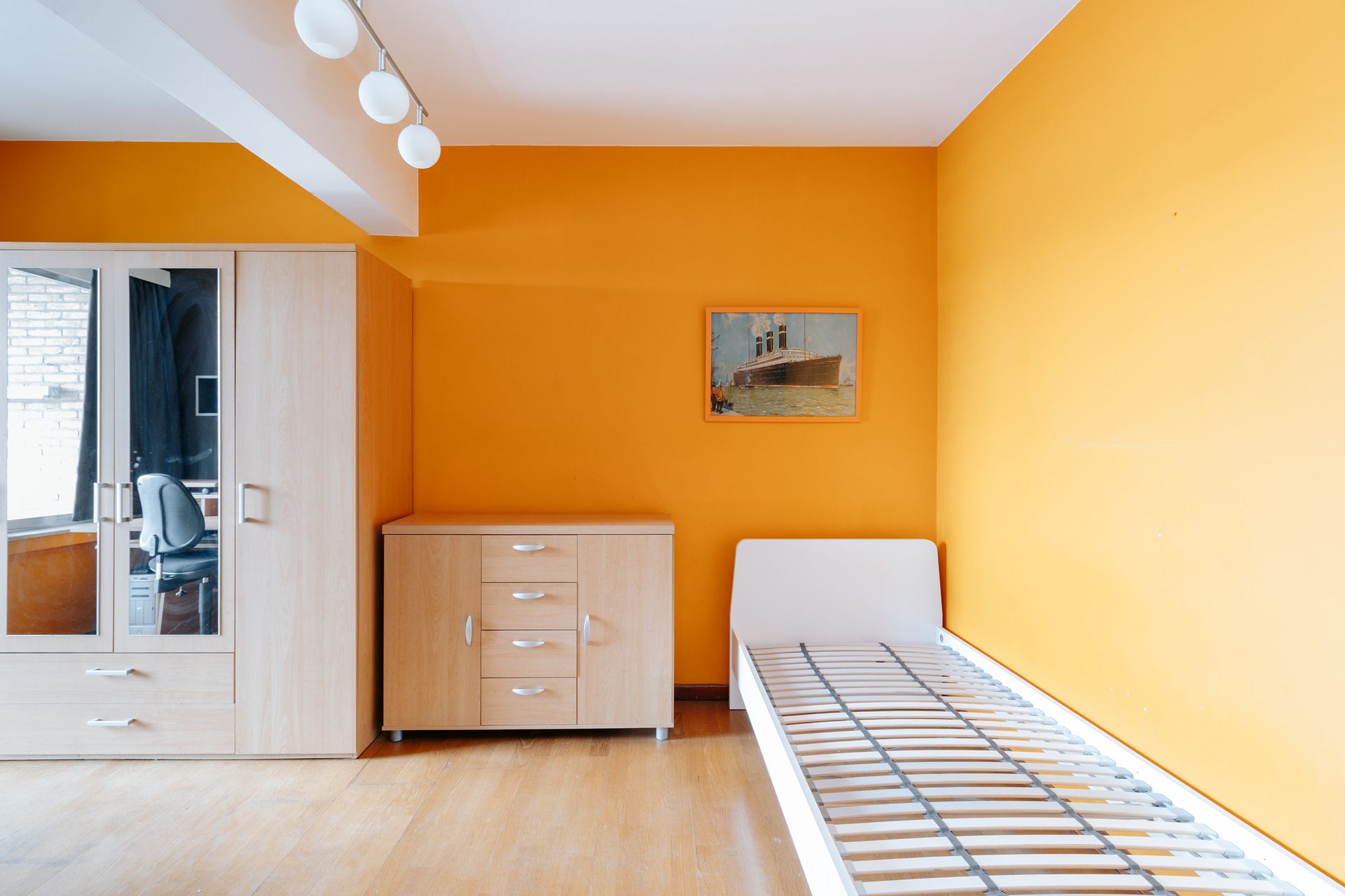 Ruim appartement op de 5de verdieping met autostaanplaats - foto 5