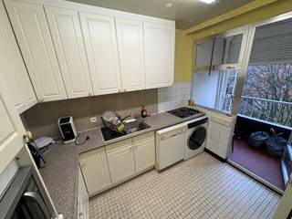 Appartement met 2 slaapkamers, terras en garagebox te huur!GA NAAR WWW.DEBOERENPARTNERS.BE OM RECHTSTREEKS UW ONLINE AFSPRAAK IN TE PLANNENDit...