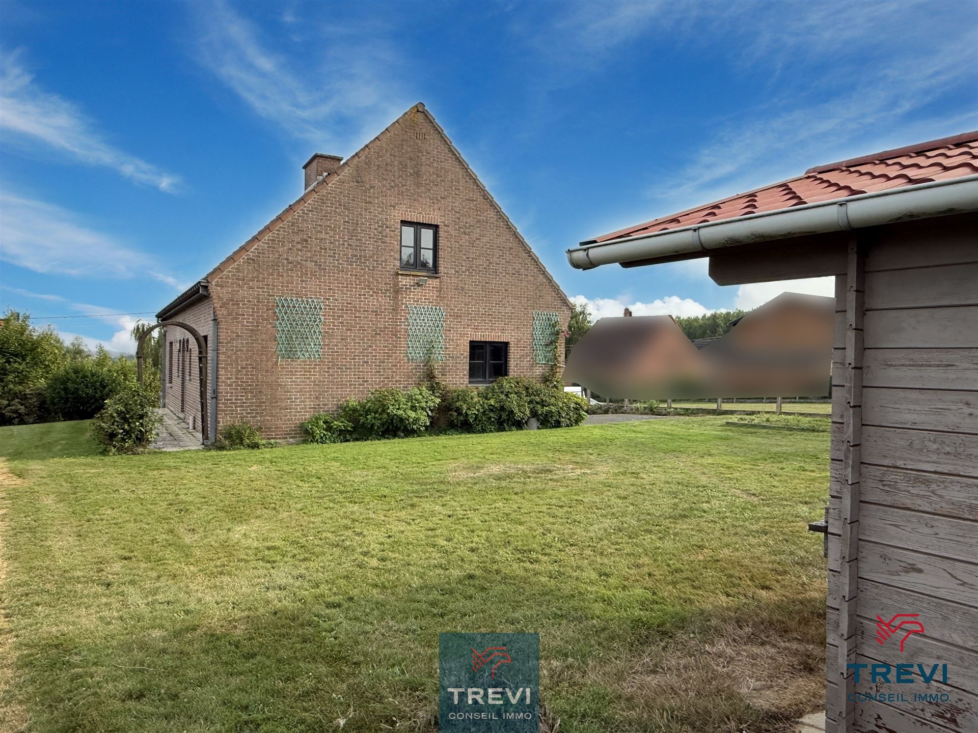 SOUS OPTION Imposante, solide et belle maison dans un quartier calme de Thoricourt - photo 2