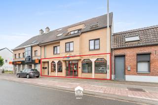 Commercial à vendre à Brée