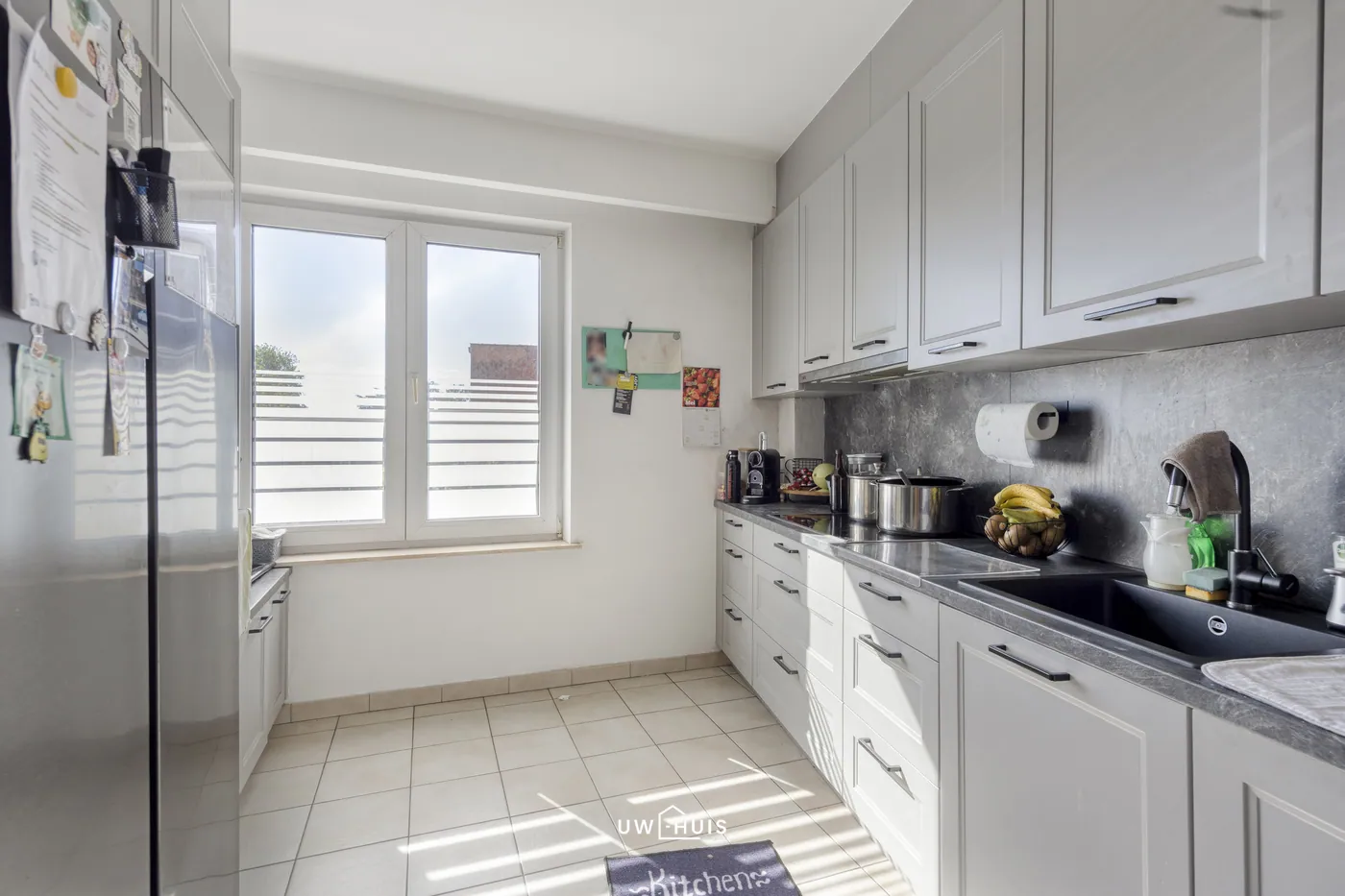 RUIM, INSTAPKLAAR APPARTEMENT MET 3 SLAAPKAMERS EN GARAGE - foto 5