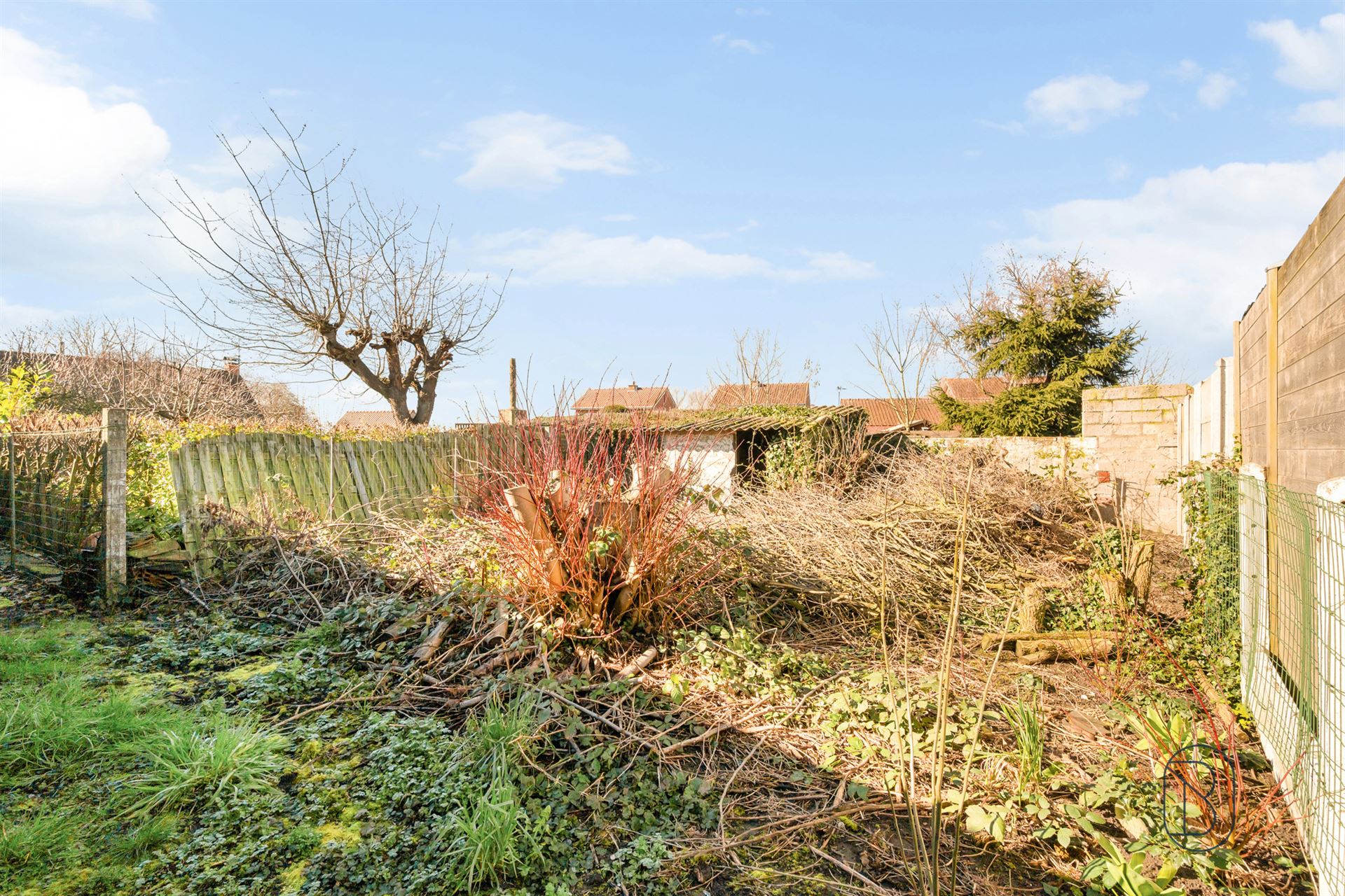 Betaalbare woning met veel potentieel in Spiere - foto 4