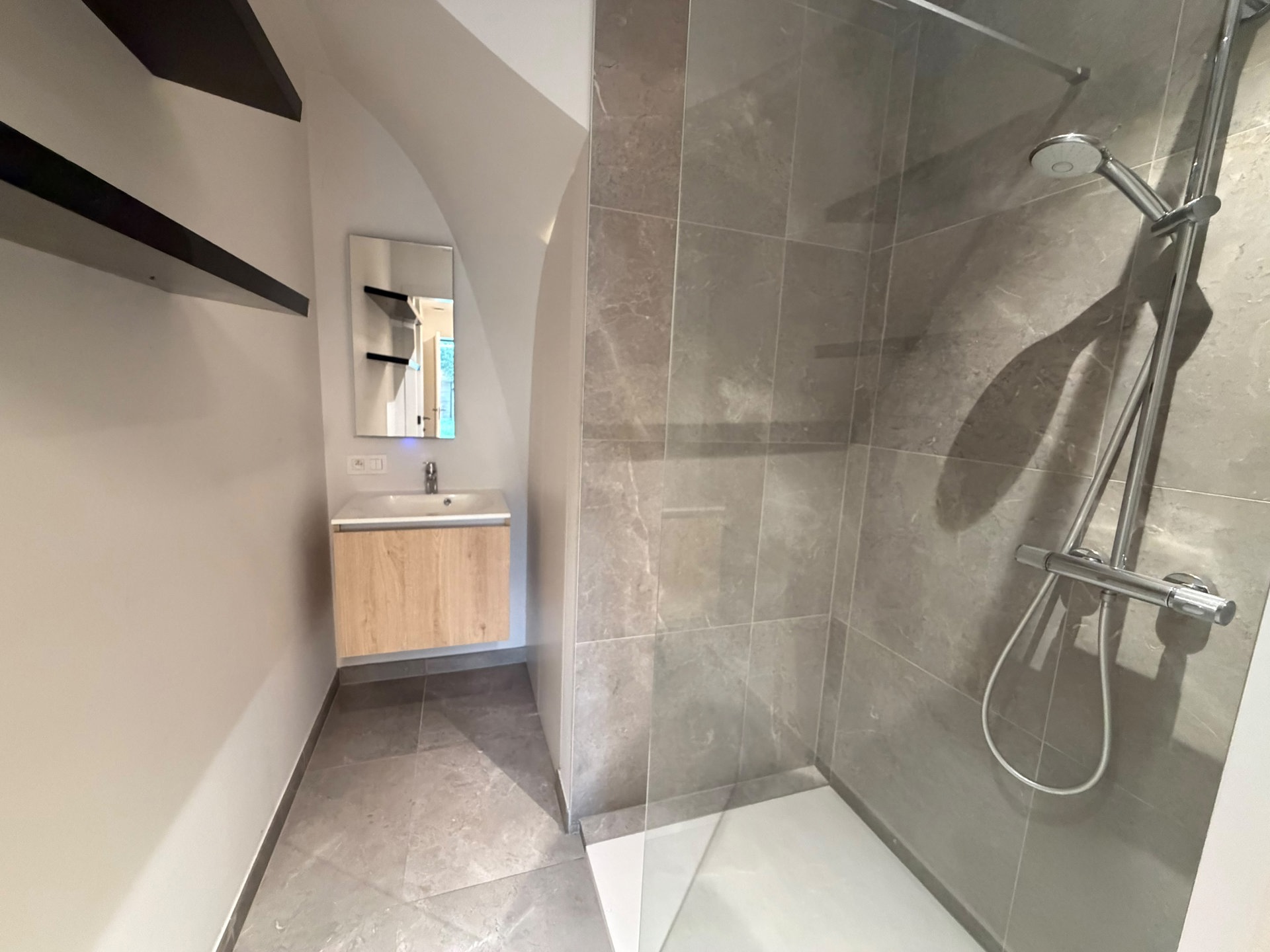 Moderne en energiezuinige nieuwbouwwoning met 3 slaapkamers - foto 5