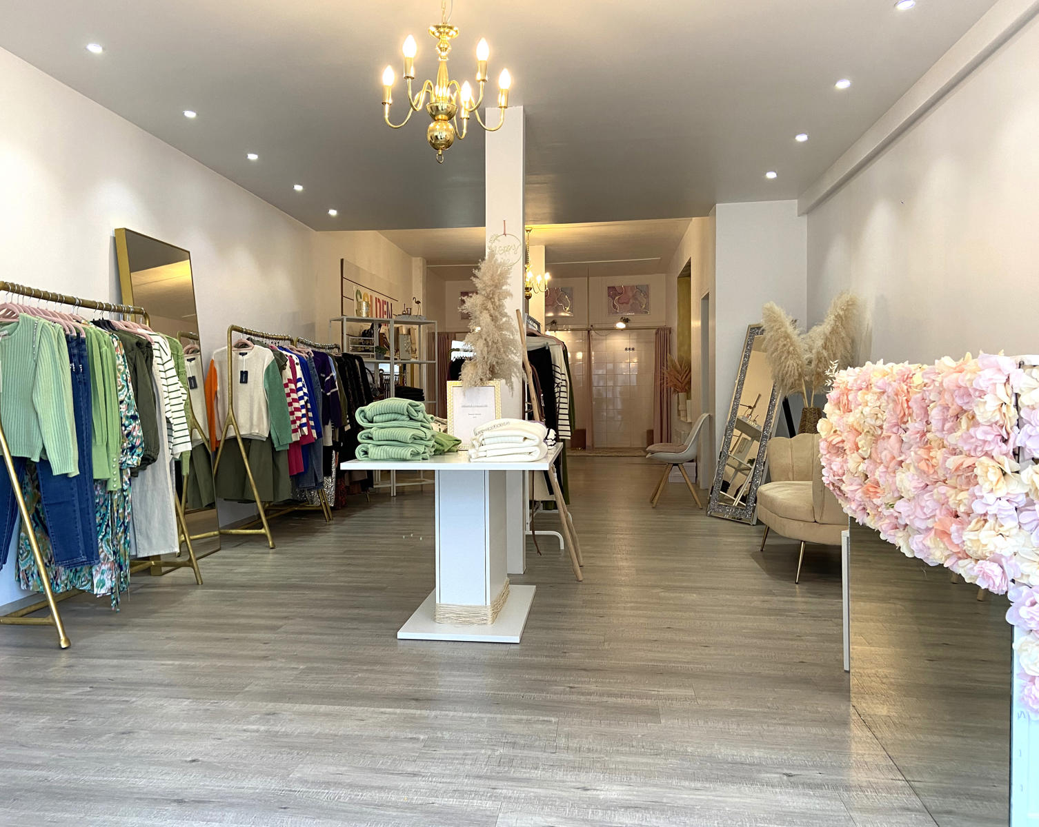 Commercial for rent in Aalst - photo 3