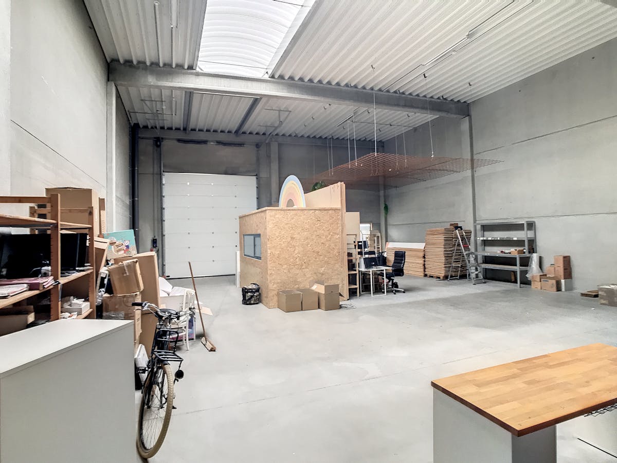Newly built warehouse approx. 209 m² made available in Roeselare - photo 2