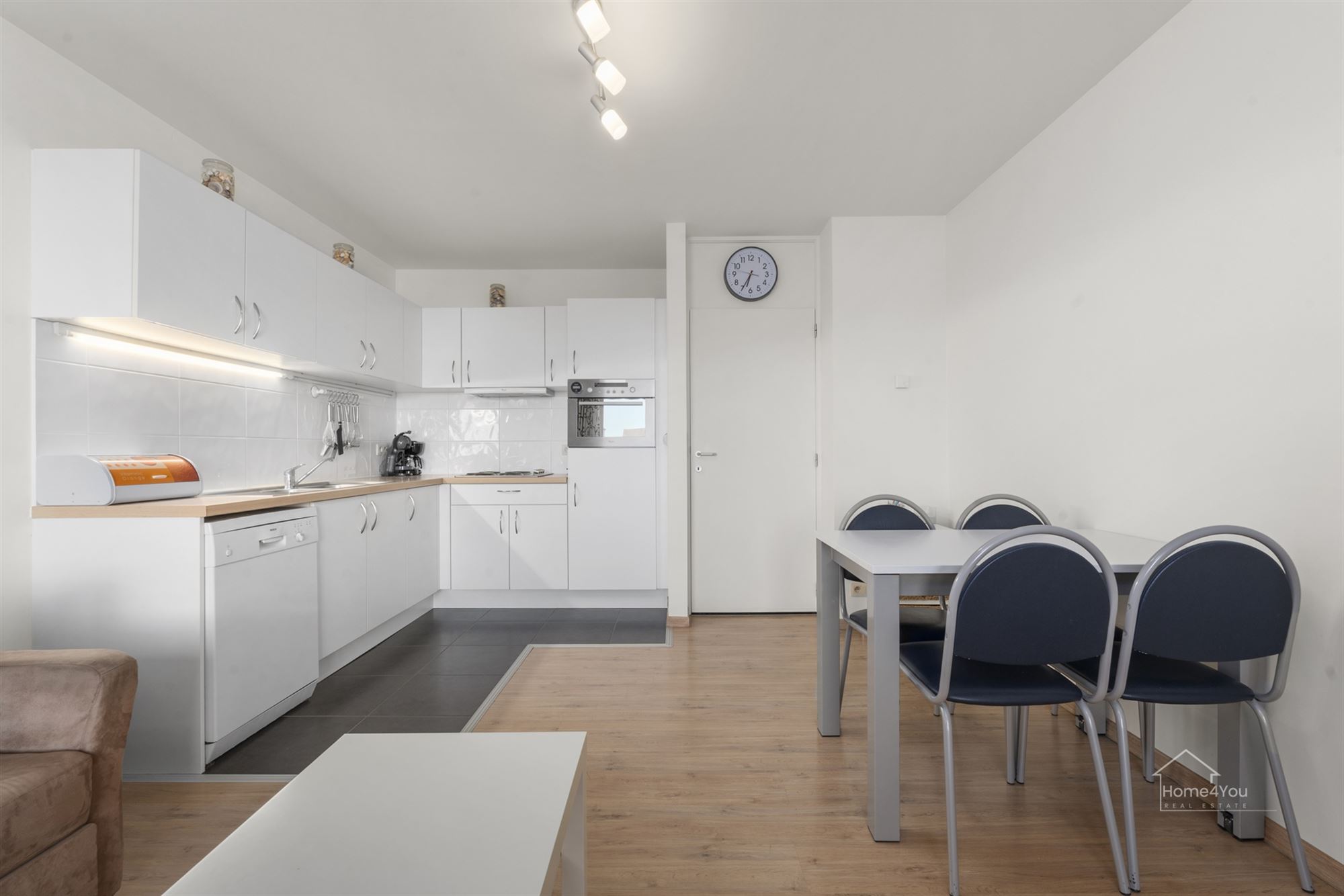 2-slaapkamerappartement met 2 badkamers op toplocatie - foto 5