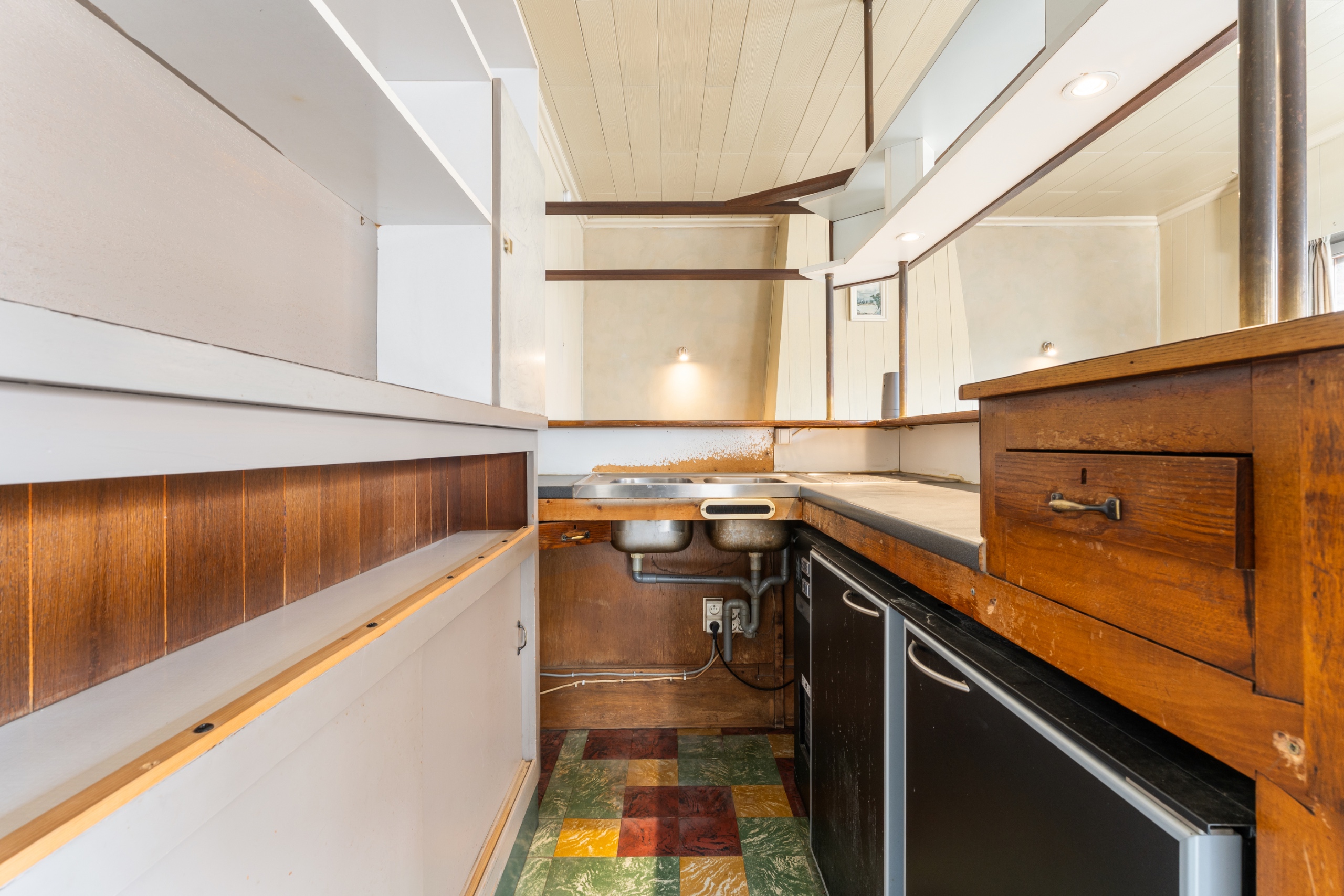 Voormalig te renoveren handelspand met woonst - foto 4