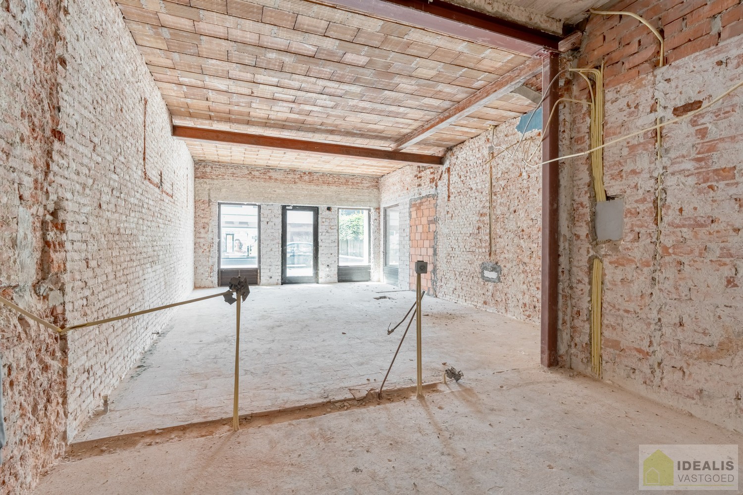 Commercial à vendre à Neerpelt avec 5 chambres - photo 5