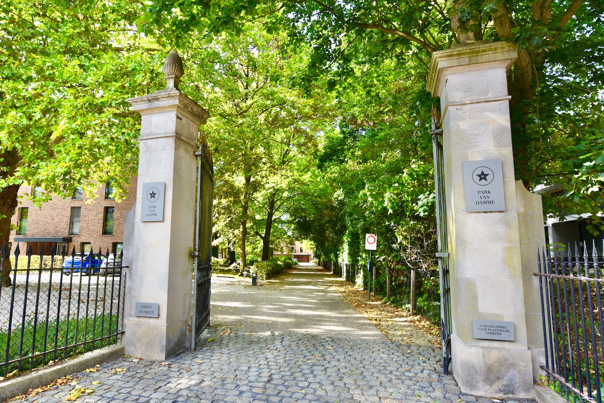 Lichtrijk driegevelapp met 2 slpk, terras en autostpl voor 319000 EUR - foto 2