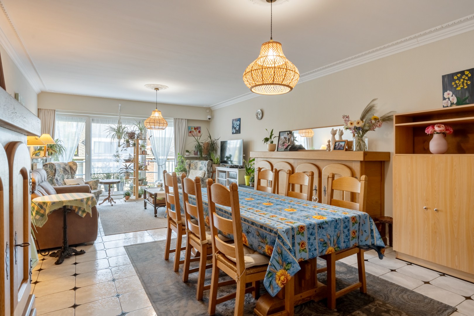 Ruim en centraal gelegen appartement, 2 slpk, met terras en garage - foto 4