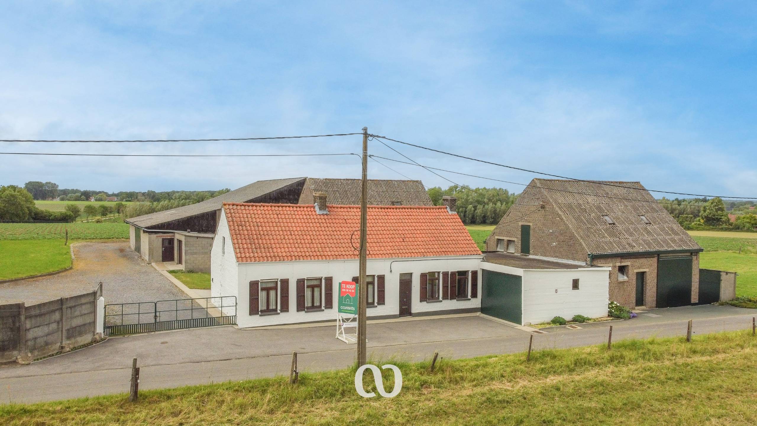 Prachtig gelegen hoeve met gronden op meer dan 3,5 ha - foto 2