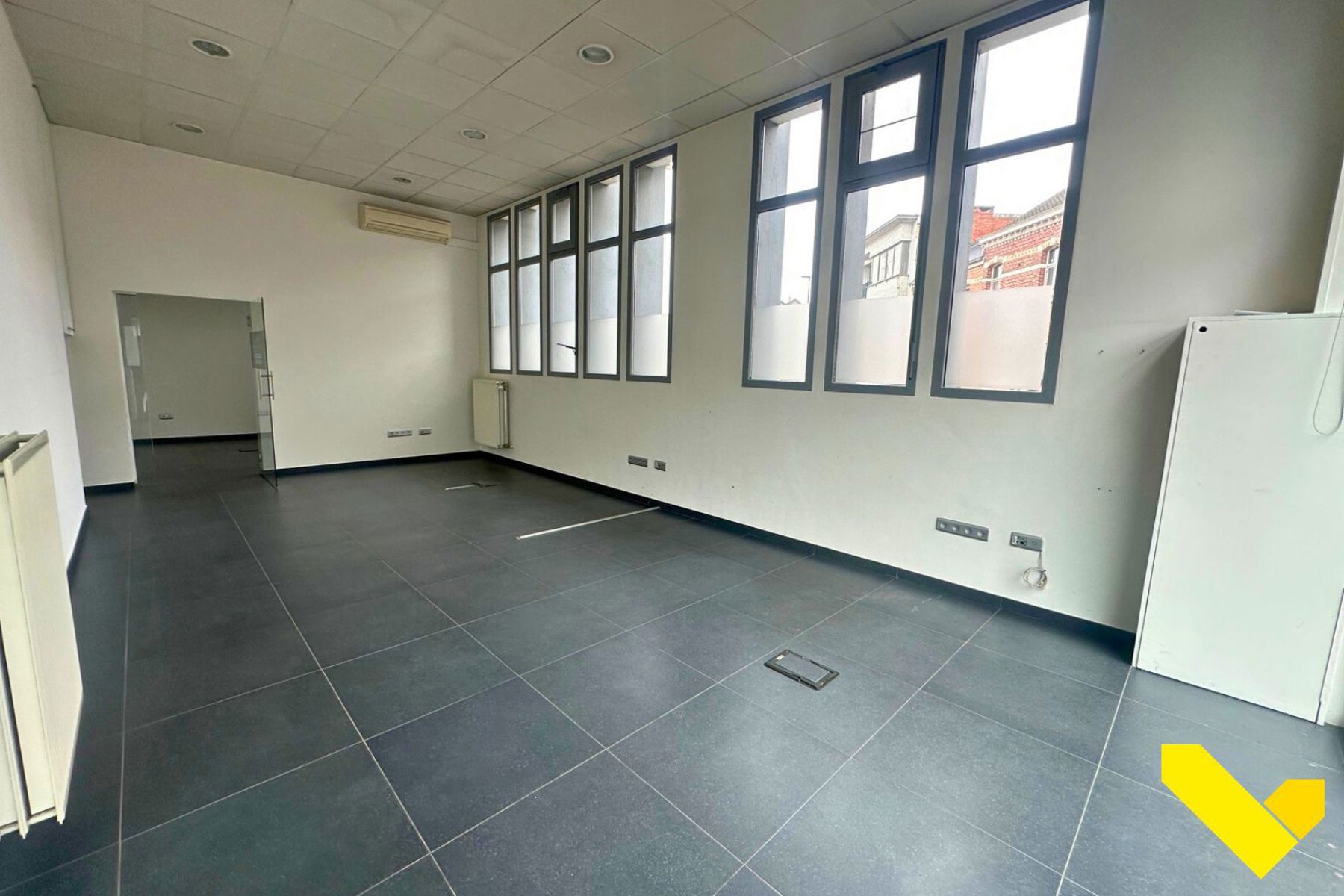 Handelspand met mogelijkheden op commerciële toplocatie!  - foto 2