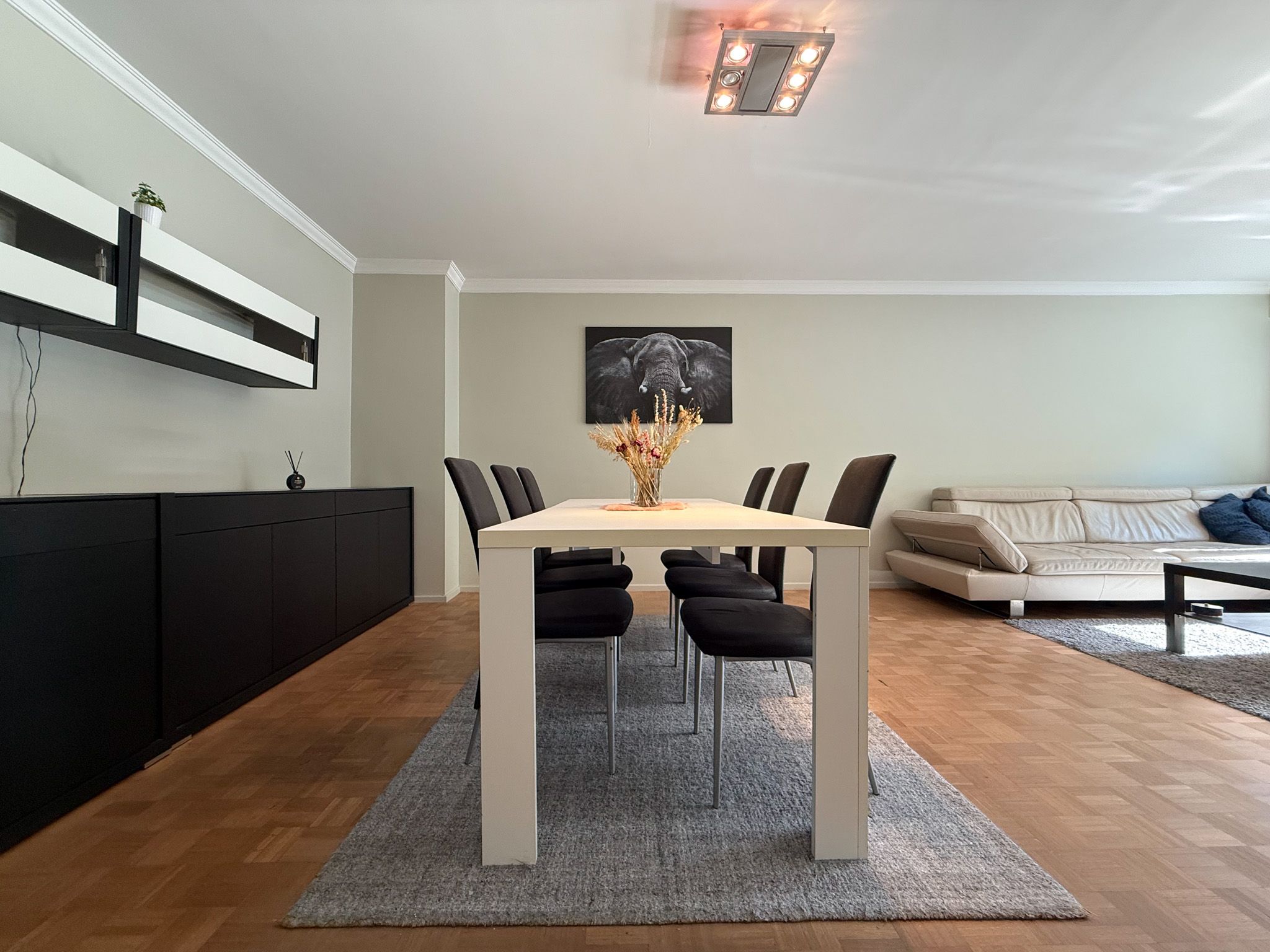 Proper onderhouden 2-slaapkamerappartement te huur in Gent! - foto 4