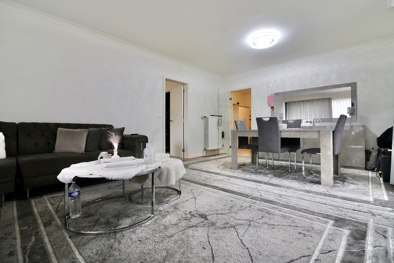 Appartement à louer à Eeklo avec 3 chambres - photo 2