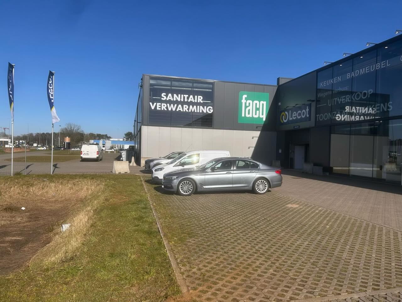 UNIEK GELEGEN MODERNE BAANWINKEL MET PARKING - foto 4