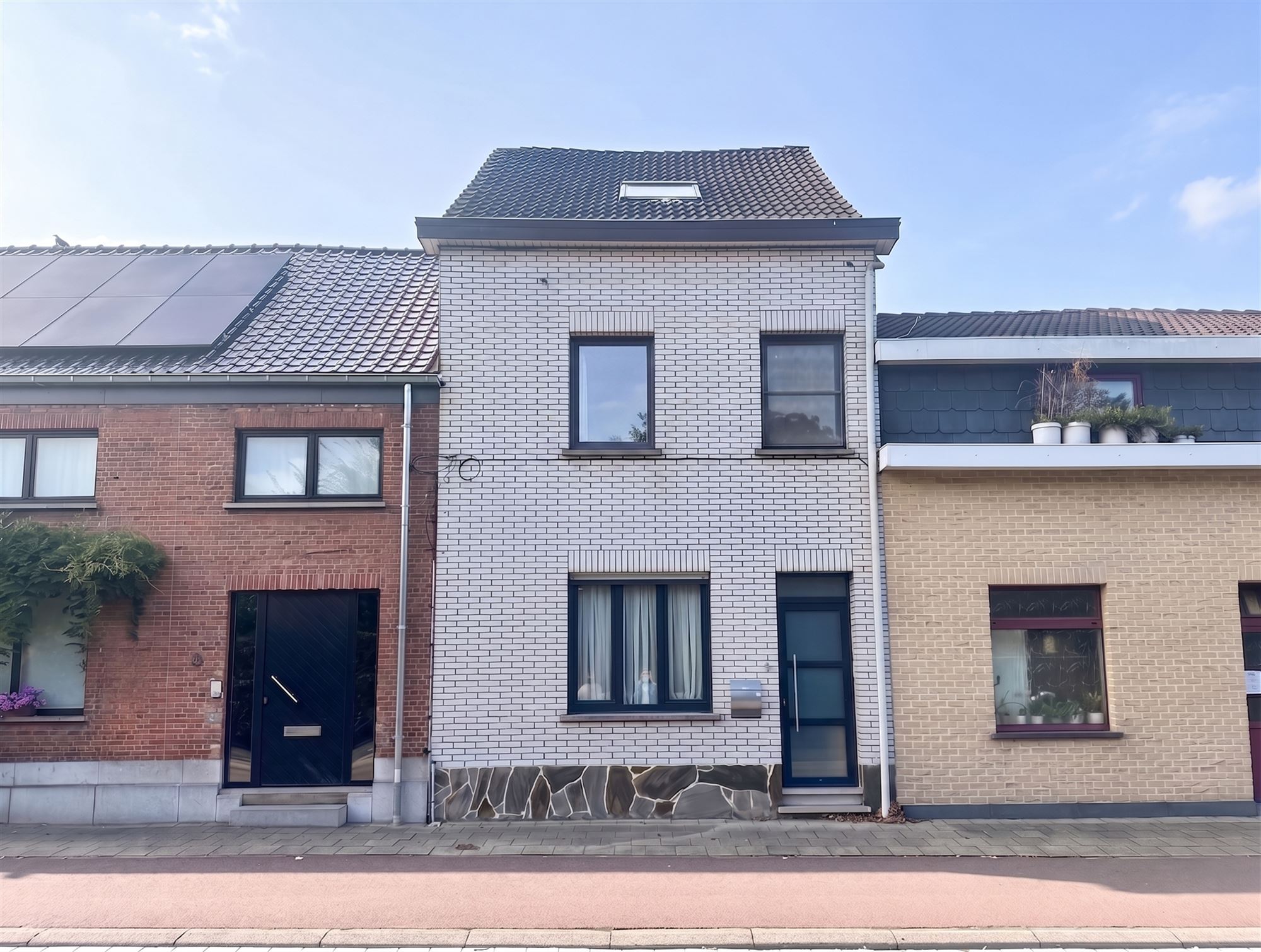 Instapklare woning met 4 (slaap)kamers en tuin in Mechelen! - foto 1